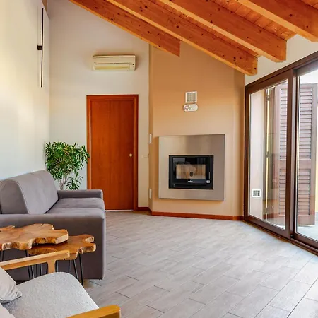 Apartment Cotton Flower} Attico 15 Minuti Da Malpensa Mxp Busto Arsizio